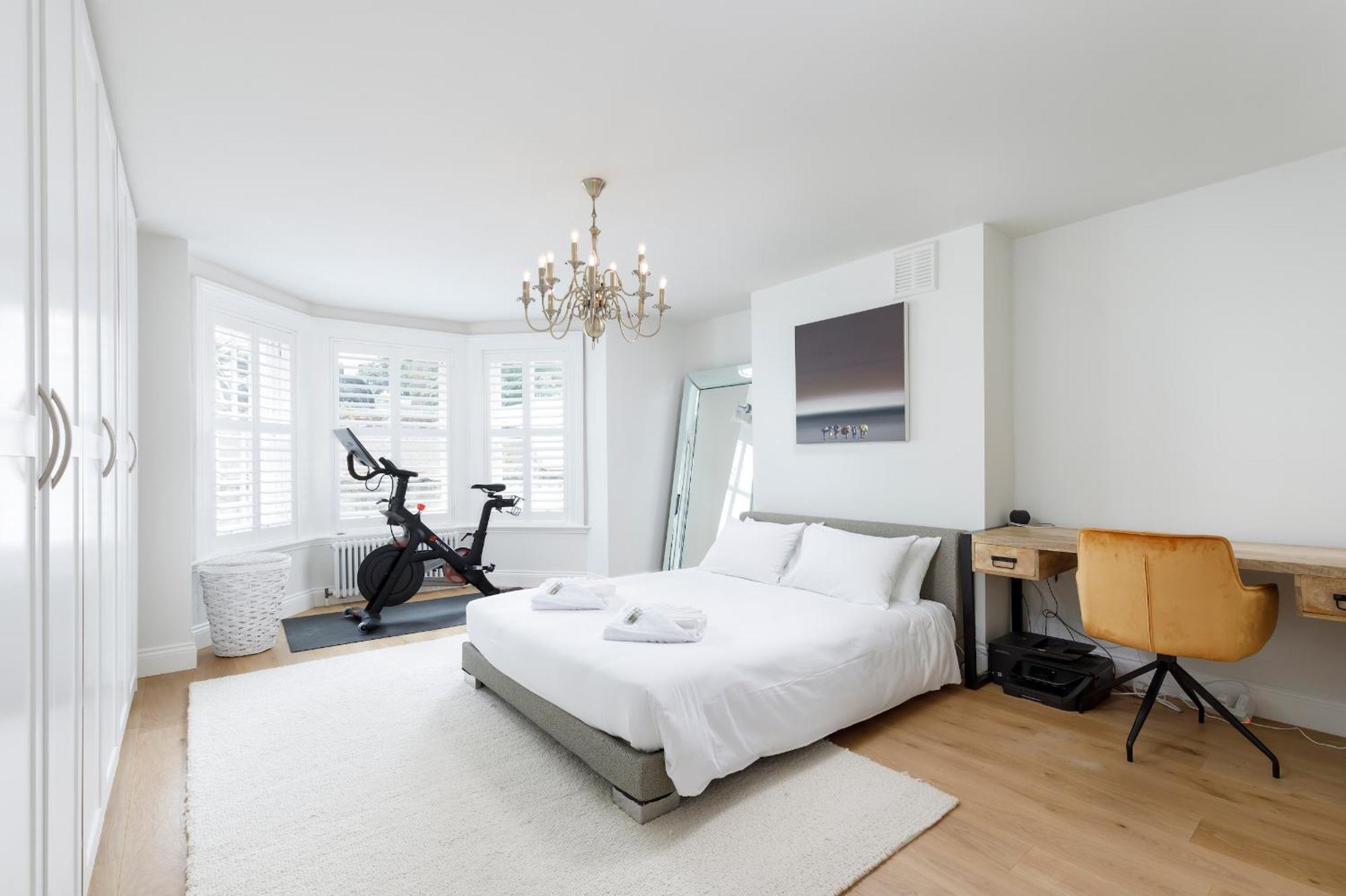 Spacious 2 Bedroom Apartment With Beautiful Garde Brighton Exterior photo