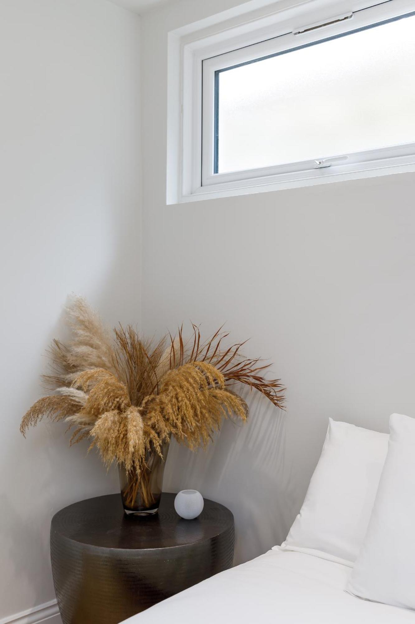 Spacious 2 Bedroom Apartment With Beautiful Garde Brighton Exterior photo